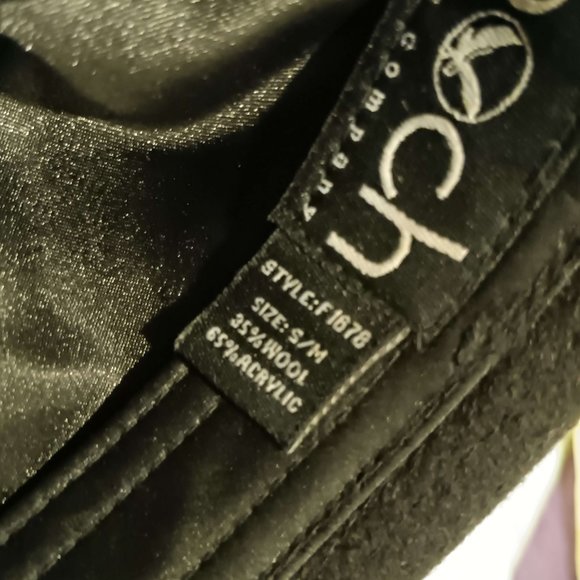 Hat - Picture 7 of 7